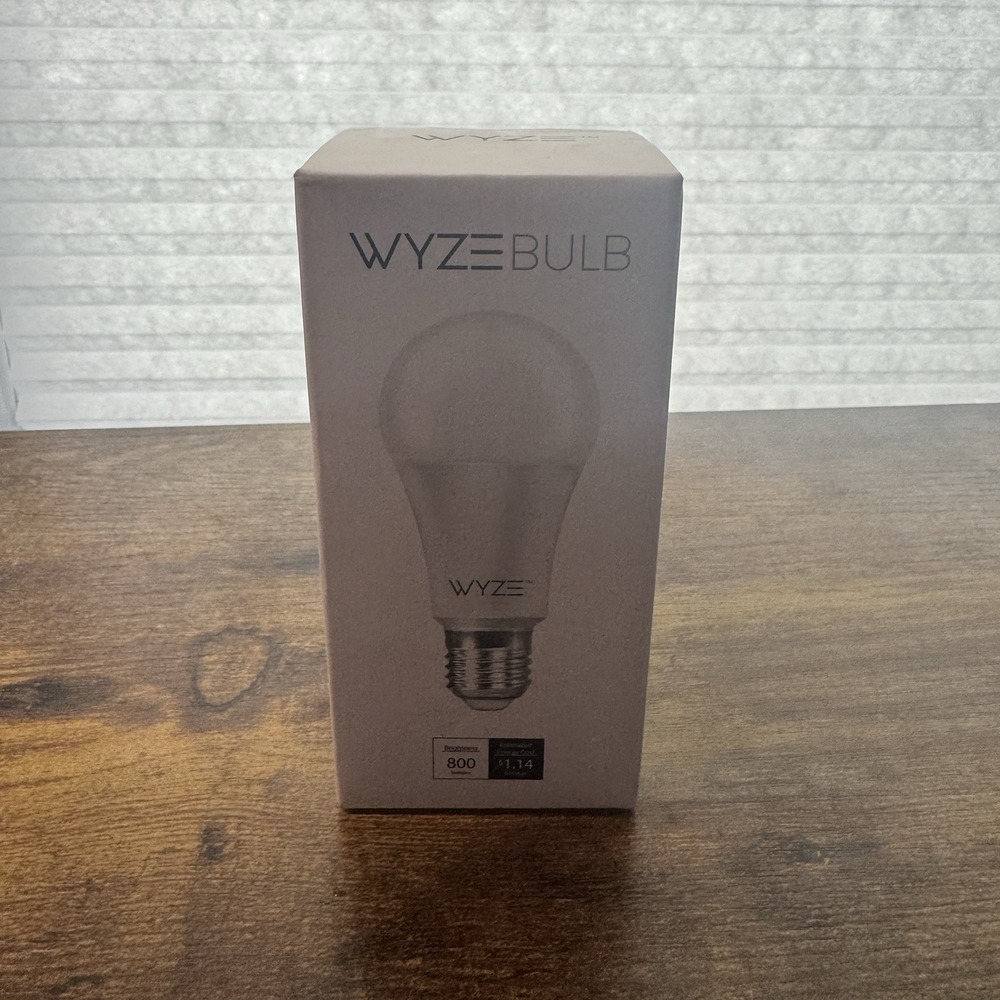 Wyze Smart LED Bulb 800 Lumens Dimmable‎ A19 Wi-Fi Alexa Google WLPA19